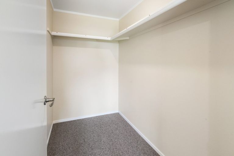 Photo of property in 256 Royal Road, Massey, Auckland, 0614