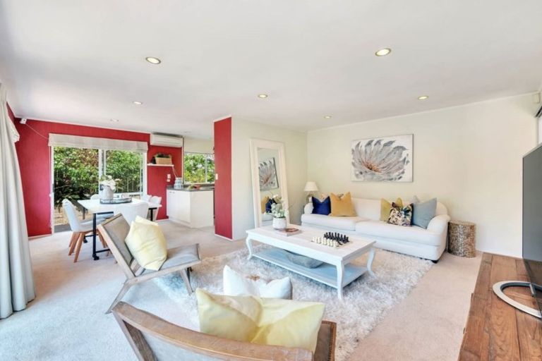 Photo of property in 1/26 Steeple Rise, Pakuranga, Auckland, 2010