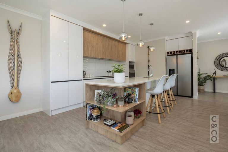 Photo of property in 91 Muriwai Road, Waimauku, 0812