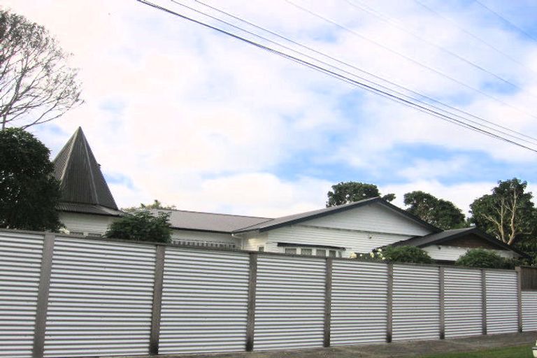 Photo of property in 40 Hautana Street, Woburn, Lower Hutt, 5010