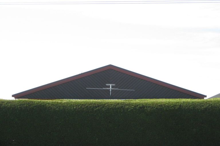 Photo of property in 2/165 Prestons Road, Redwood, Christchurch, 8051