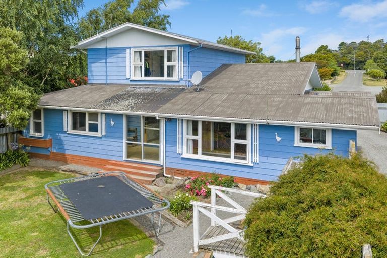 Photo of property in 2 Redwood Street, Seddon, 7210