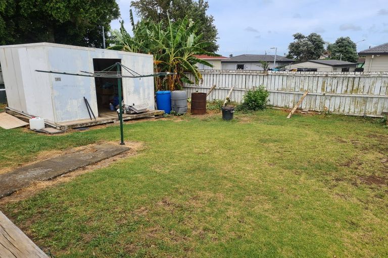 Photo of property in 72 Maplesden Drive, Clendon Park, Auckland, 2103