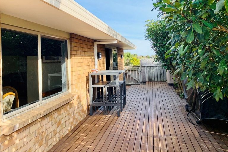 Photo of property in 100 Cedar Drive, Paraparaumu Beach, Paraparaumu, 5032