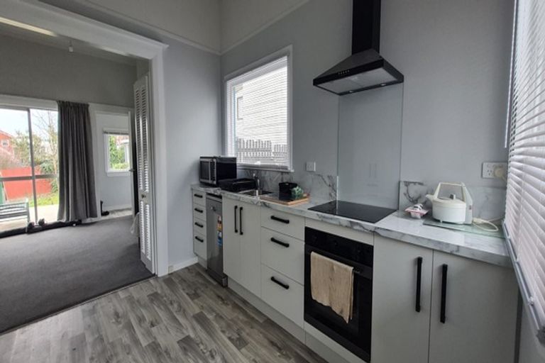 Photo of property in 5 Memorial Avenue, Parkside, Timaru, 7910