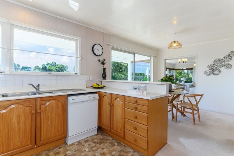 Photo of property in 15 Marywil Crescent, Hillcrest, Auckland, 0627
