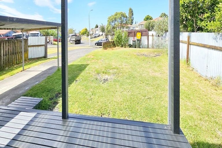 Photo of property in 1/22 Norrie Smith Avenue, Flat Bush, Auckland, 2023