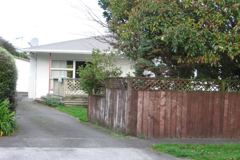 Photo of property in 15 Dorset Crescent, Hokowhitu, Palmerston North, 4410