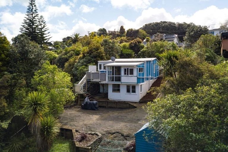 Photo of property in 222 Wade River Road, Wade Heads, Whangaparaoa, 0932