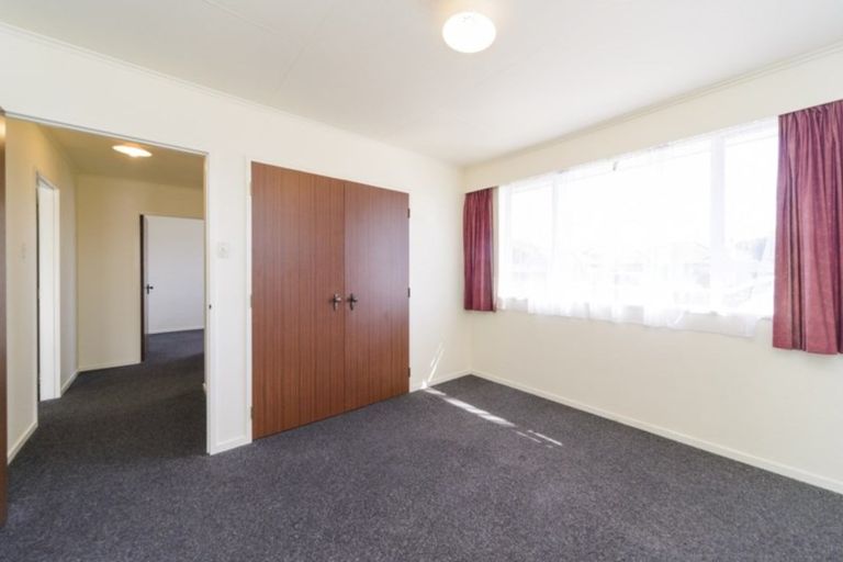 Photo of property in 70a Featherston Street, Takaro, Palmerston North, 4412