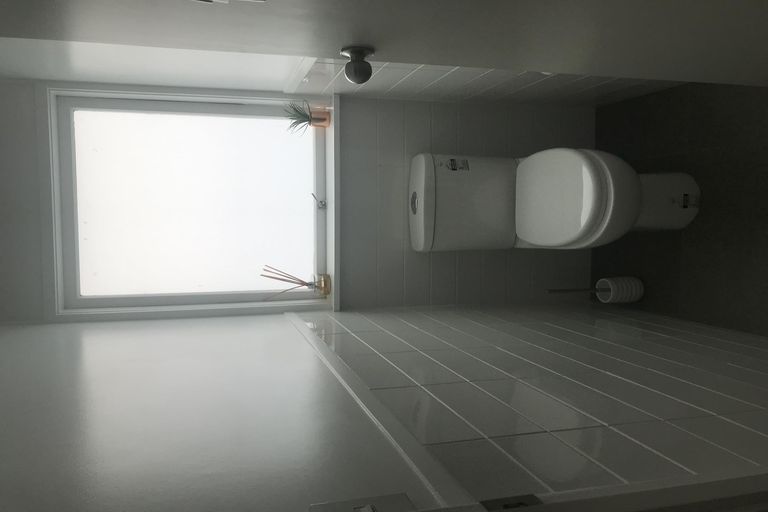 Photo of property in 1/16 Fairway Avenue, Red Beach, 0932