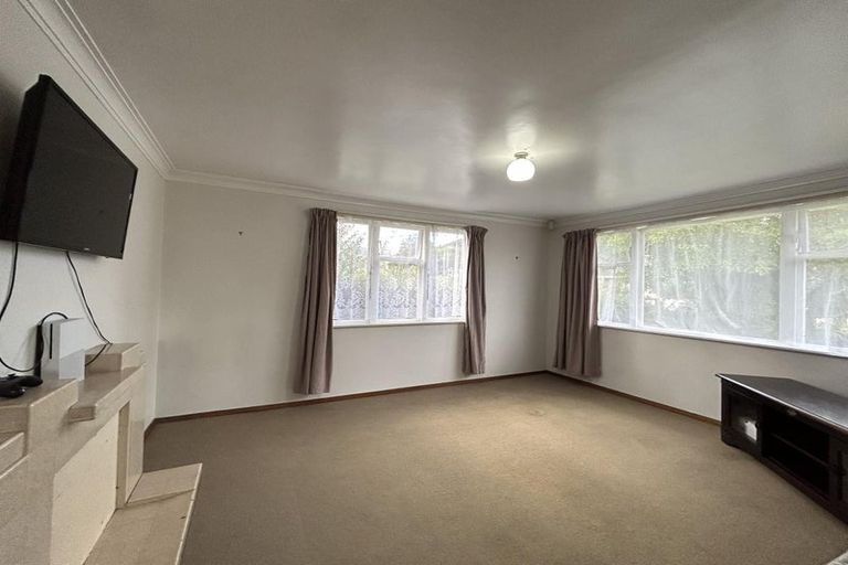 Photo of property in 132 Mcleod Street, Elderslea, Upper Hutt, 5018