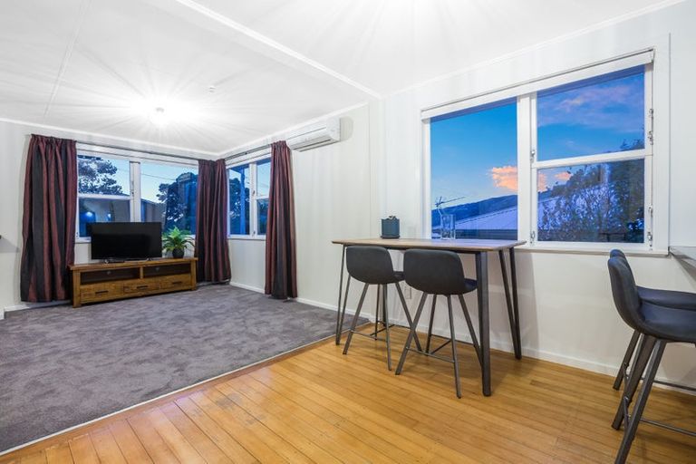 Photo of property in 7 Kapekape Place, Pukerua Bay, 5026