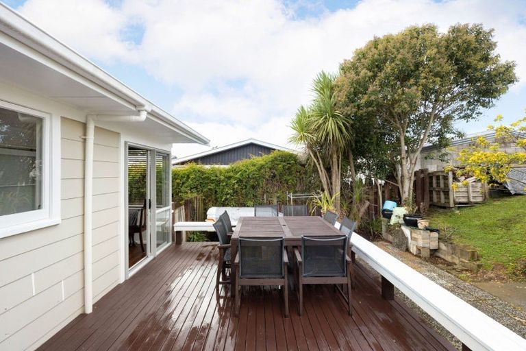 Photo of property in 66 Pohutukawa Drive, Pukete, Hamilton, 3200