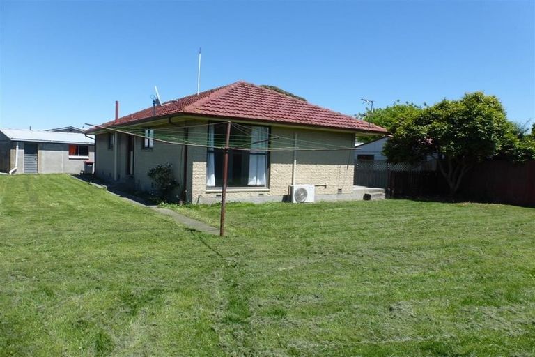 Photo of property in 61 Dickson Crescent, Hornby, Christchurch, 8042