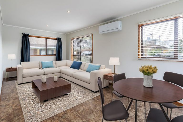 Photo of property in 53a Brandon Road, Glen Eden, Auckland, 0602