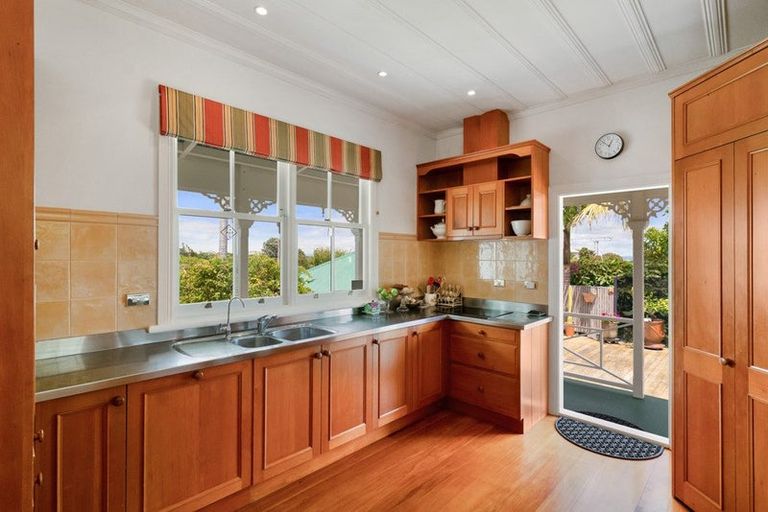 Photo of property in 707 Sealey Street, Thames, 3500