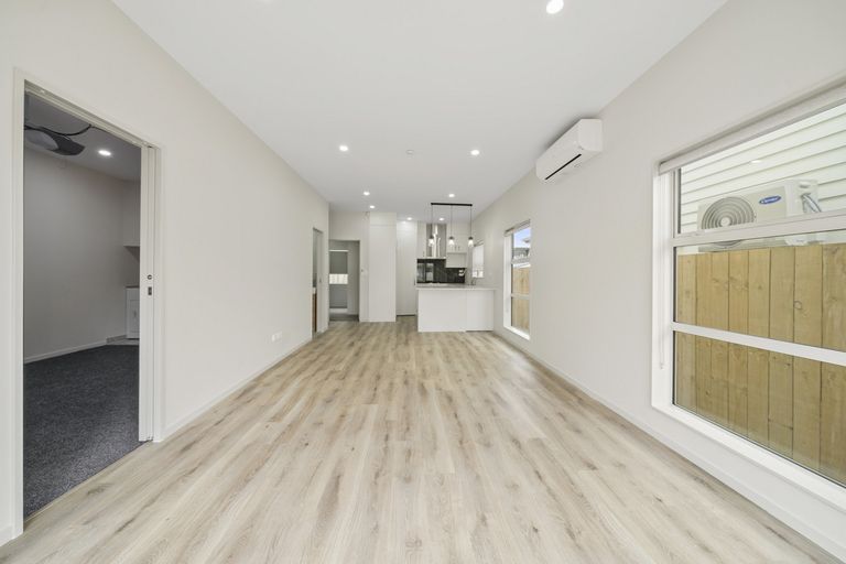 Photo of property in 57d Arimu Road, Papakura, 2110