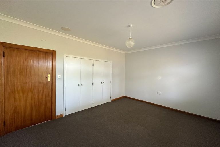 Photo of property in 19 Guy Avenue, Takaro, Palmerston North, 4410