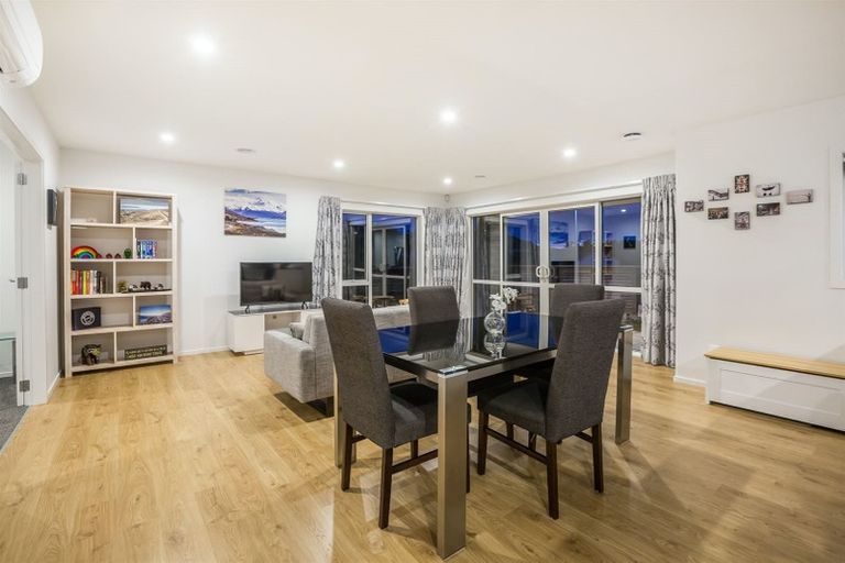 Photo of property in 9 Leadline Place, Whitby, Porirua, 5024