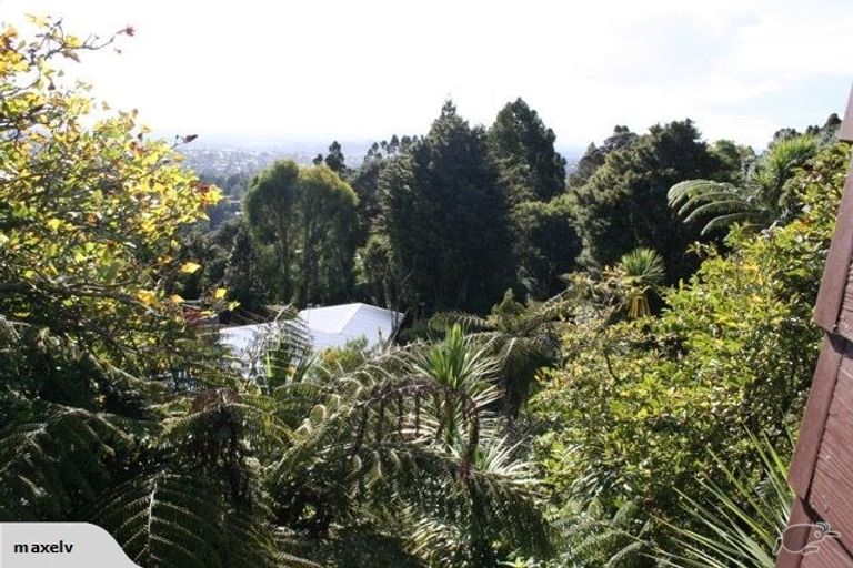 Photo of property in 441 Titirangi Road, Titirangi, Auckland, 0604