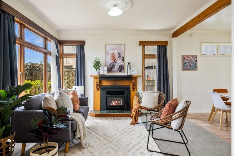 Photo of property in 162 Weraroa Road, Levin, 5510