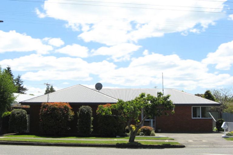 Photo of property in 108a Kippenberger Avenue, Rangiora, 7400