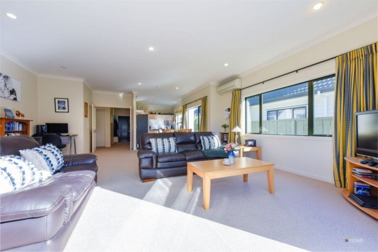 Photo of property in 9 Heretaunga Street, Petone, Lower Hutt, 5012