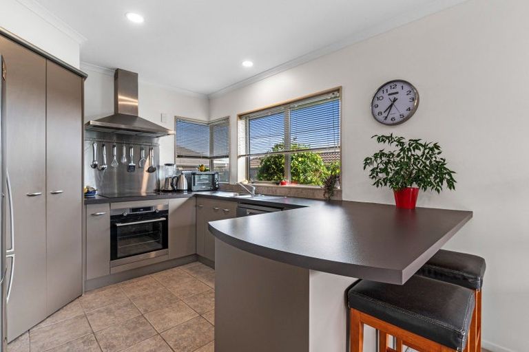 Photo of property in 16a Basley Road, Owhata, Rotorua, 3010