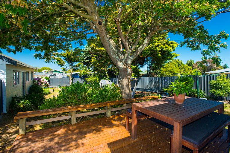 Photo of property in 1 Toru Street, Makaraka, Gisborne, 4010