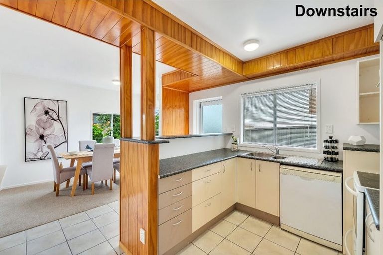 Photo of property in 34 Kirby Street, Glendene, Auckland, 0602