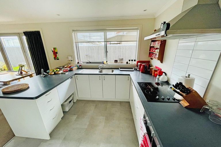 Photo of property in 398 King Edward Street, South Dunedin, Dunedin, 9012