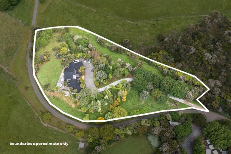Photo of property in 247 Clevedon Kawakawa Road, Clevedon, 2585