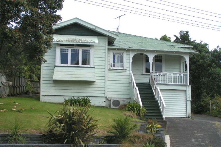 Photo of property in 1/10 Denby Lane, Northcote Point, Auckland, 0627