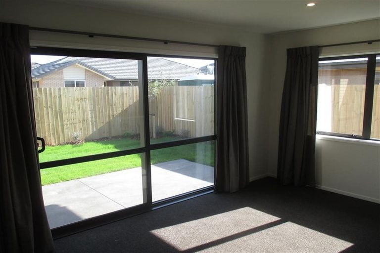 Photo of property in 11 Koareare Avenue, Halswell, Christchurch, 8025