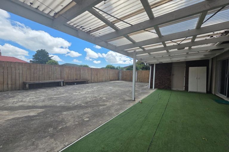 Photo of property in 2/4 Carlie Street, Papatoetoe, Auckland, 2025