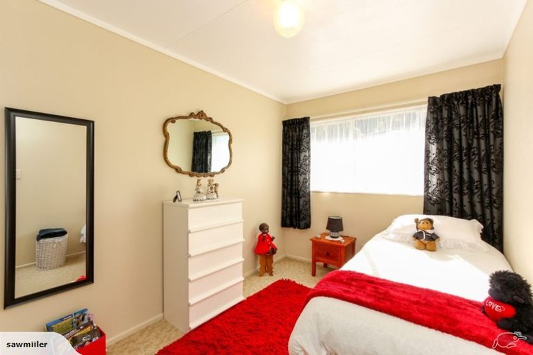 Photo of property in 6 Waterloo Place, Westown, New Plymouth, 4310