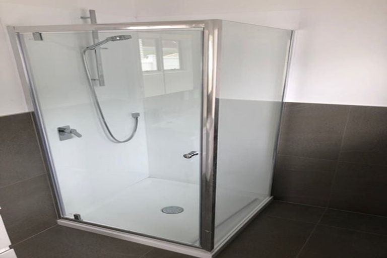 Photo of property in 35 Kowhai Street, Helensville, 0800