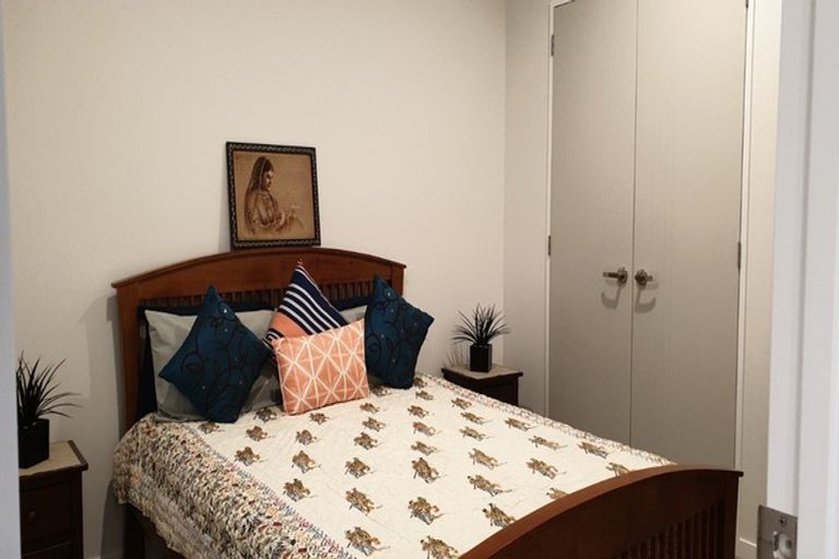 Photo of property in 4 Kauri Grove Drive, Kumeu, 0810