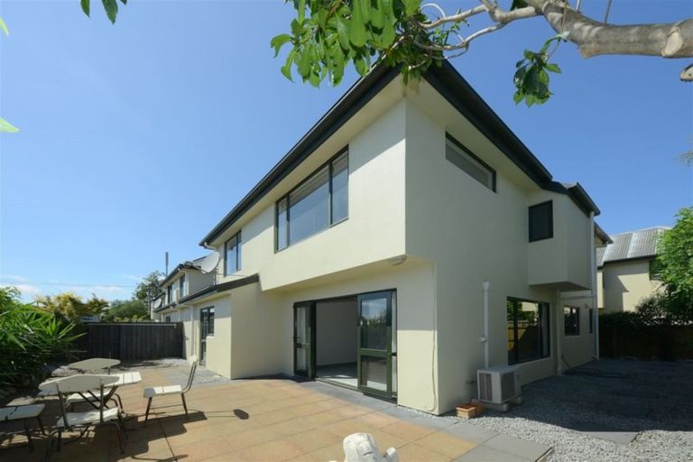 Photo of property in 1/2 Leamington Street, Addington, Christchurch, 8024