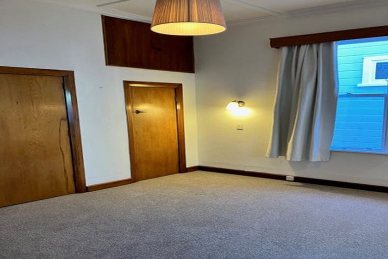 Photo of property in 7 Herald Terrace, Berhampore, Wellington, 6023