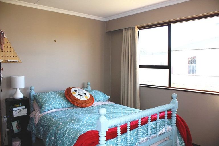 Photo of property in 46 Lanark Street, Balclutha, 9230