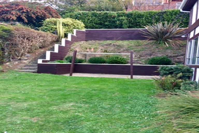 Photo of property in 38 Easther Crescent, Kew, Dunedin, 9012