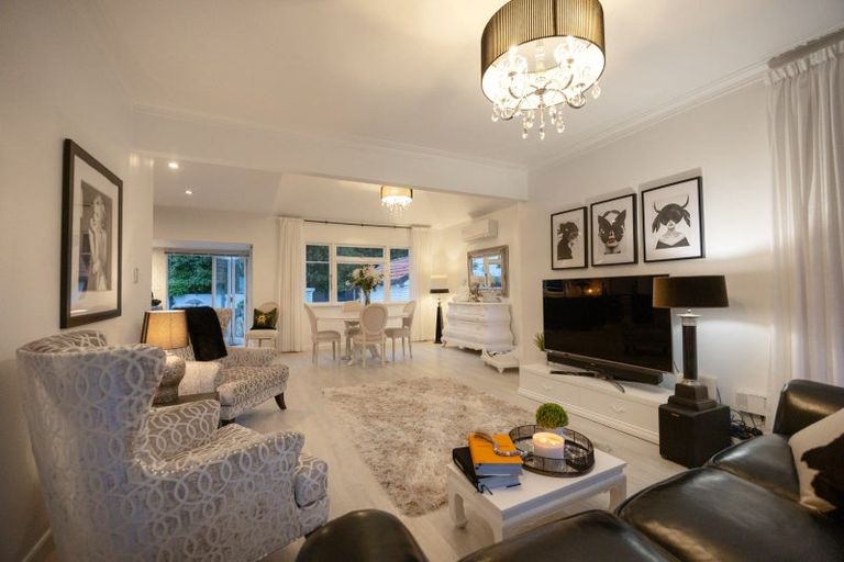 Photo of property in 12 Manuka Street, Hokowhitu, Palmerston North, 4410