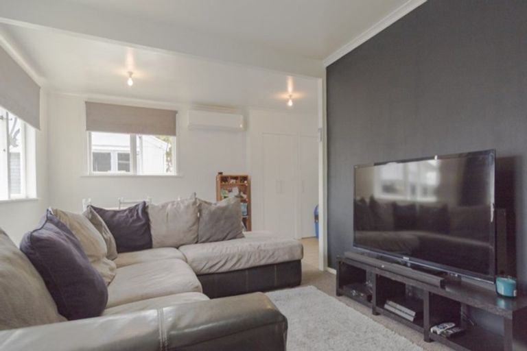 Photo of property in 21 Mackie Street, Waipukurau, 4200