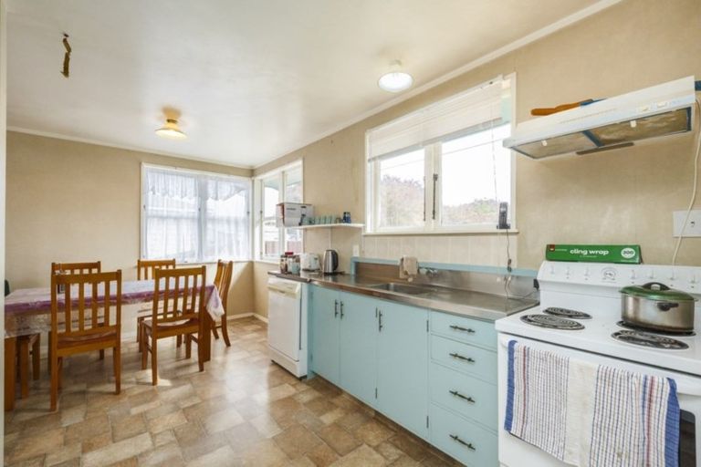 Photo of property in 5 Lambert Street, Marton, 4710