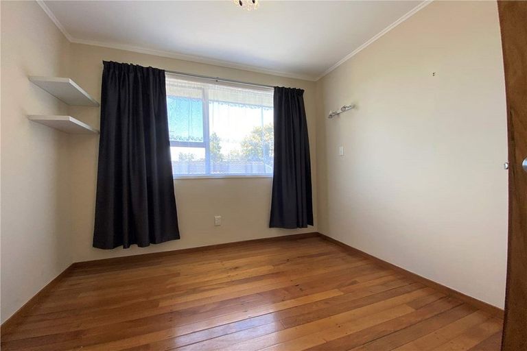 Photo of property in 36 Sequoia Place, Sunnynook, Auckland, 0620