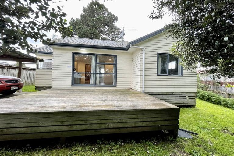 Photo of property in 54 Blake Road, Mangere East, Auckland, 2024