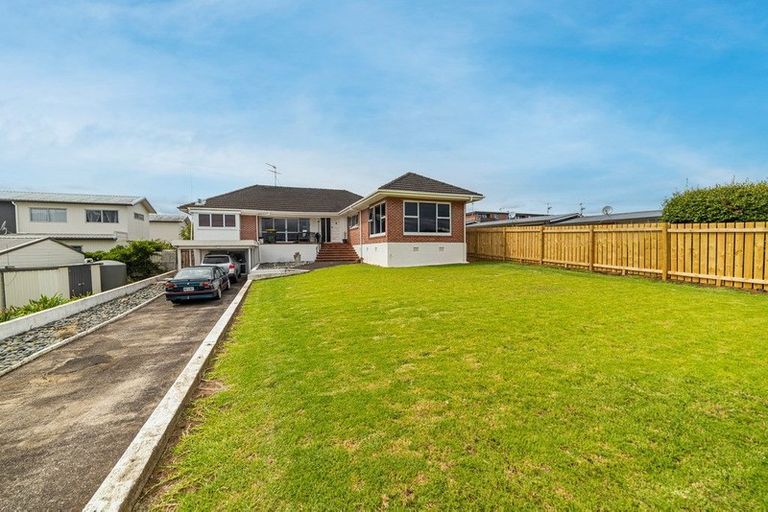 Photo of property in 107 Seddon Street, Pukekohe, 2120