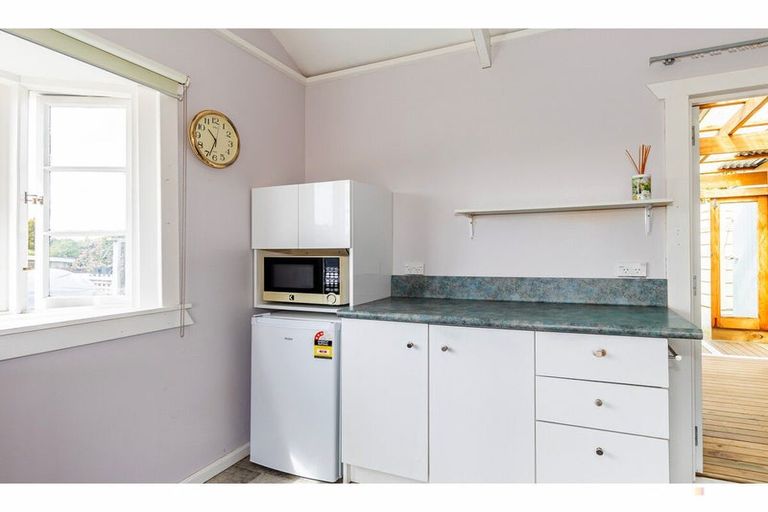 Photo of property in 10 Hillary Street, Waimate, 7924